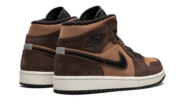 Jordan 1 Mid SE Dark Chocolate Jordan 1 Mid SE Dark Chocolate Keesef