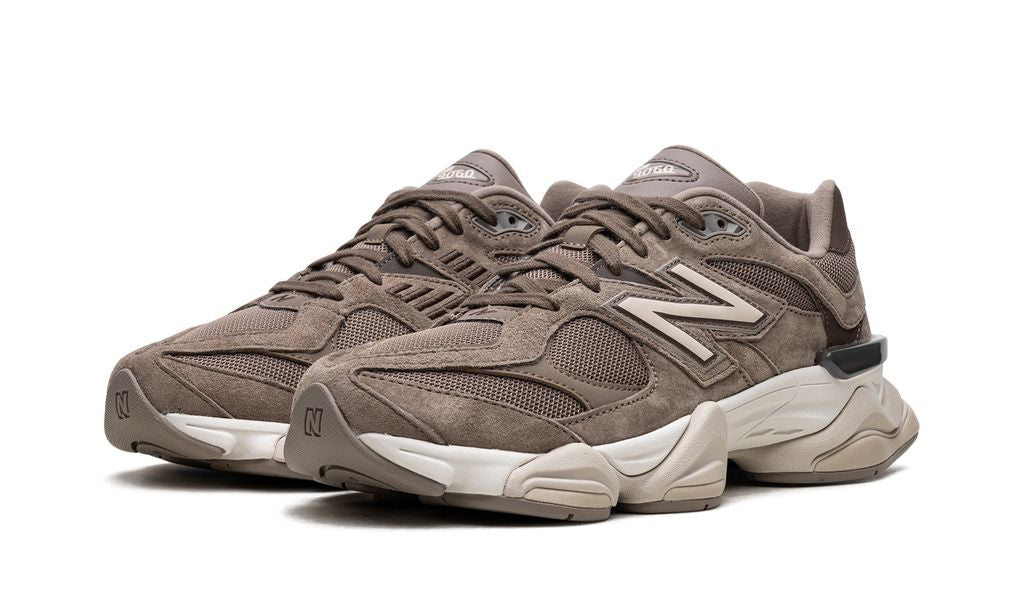 New Balance 9060 Mushroom Brown Keesef